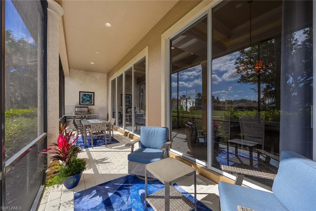 8894 Shenendoah CIR-37