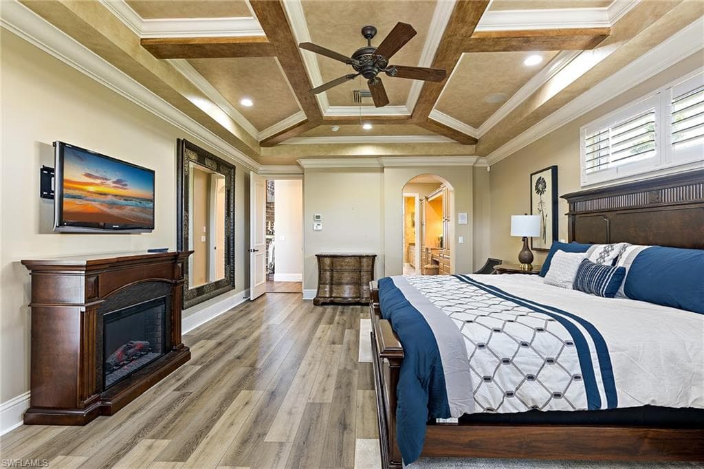 1435 Osprey AVE, NAPLES FL 34102-13