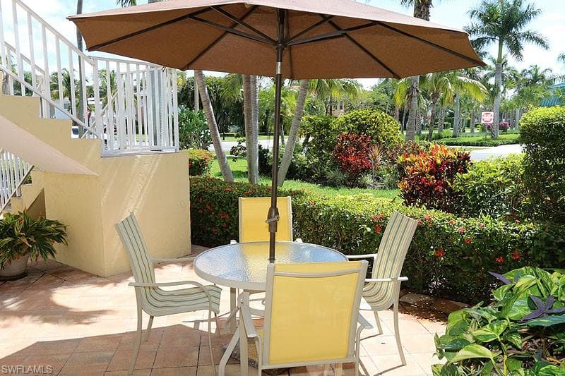 940 3rd ST S # 101, NAPLES FL 34102-1