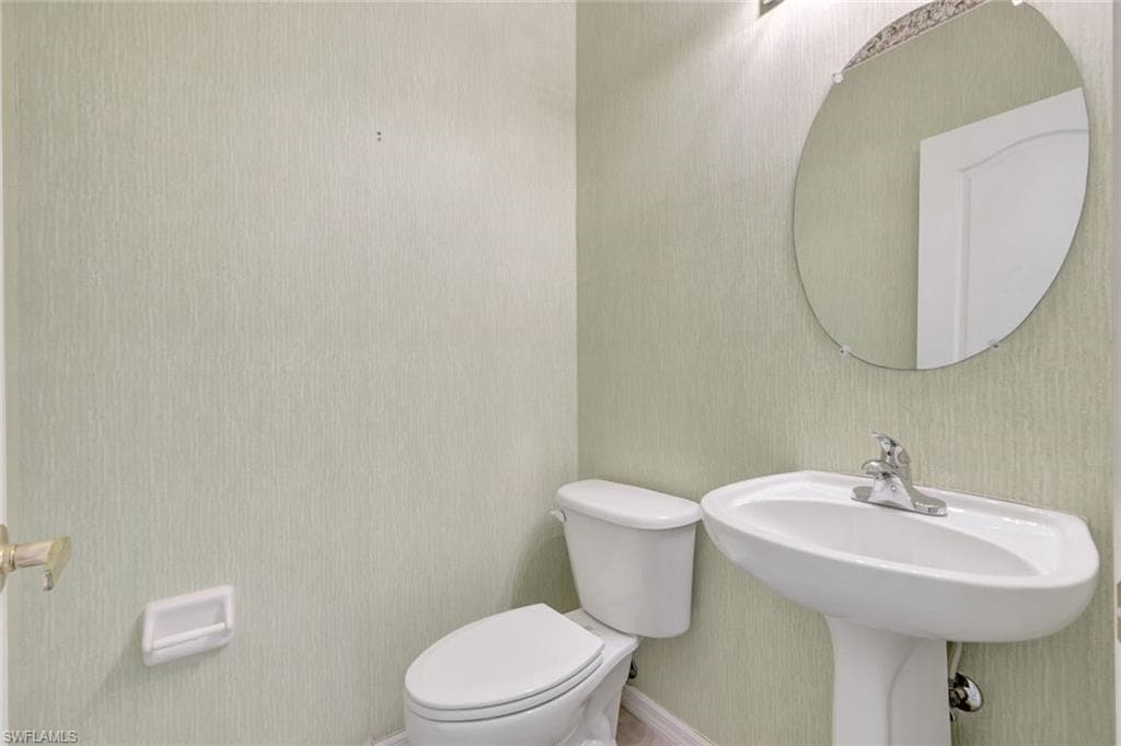 9490 Cedar Creek DR, BONITA SPRINGS FL 34135-31