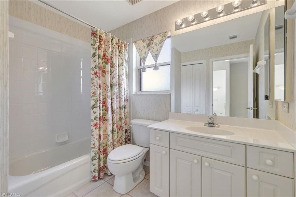 9490 Cedar Creek DR, BONITA SPRINGS FL 34135-27