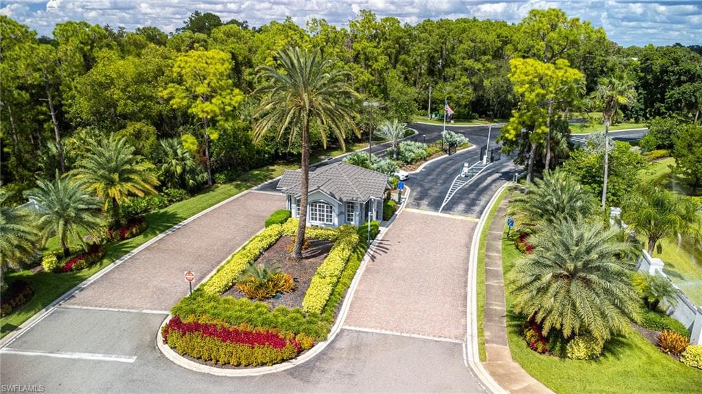 420 Belina DR # 1206, NAPLES FL 34104-23