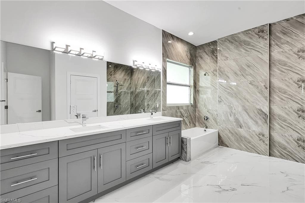 18716 ENSENADA DR, NAPLES FL 34114-16