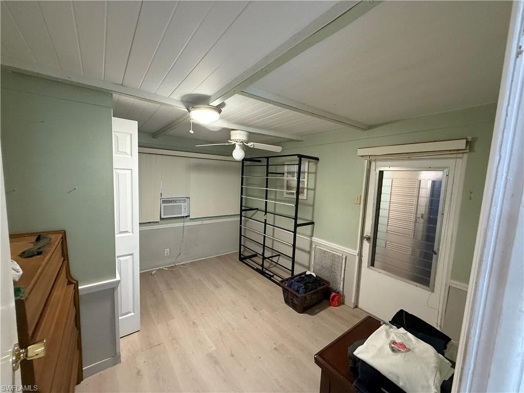 539 Poinsettia LN # 152, NAPLES FL 34114-4