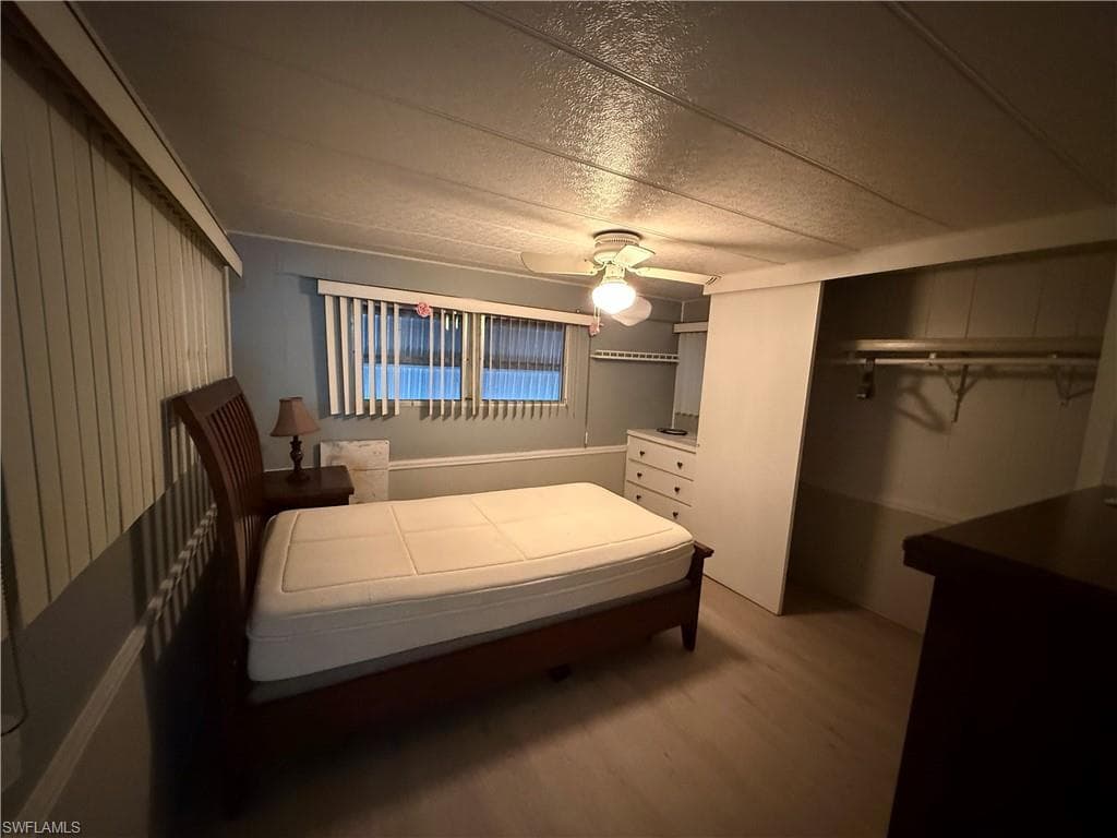 539 Poinsettia LN # 152, NAPLES FL 34114-3