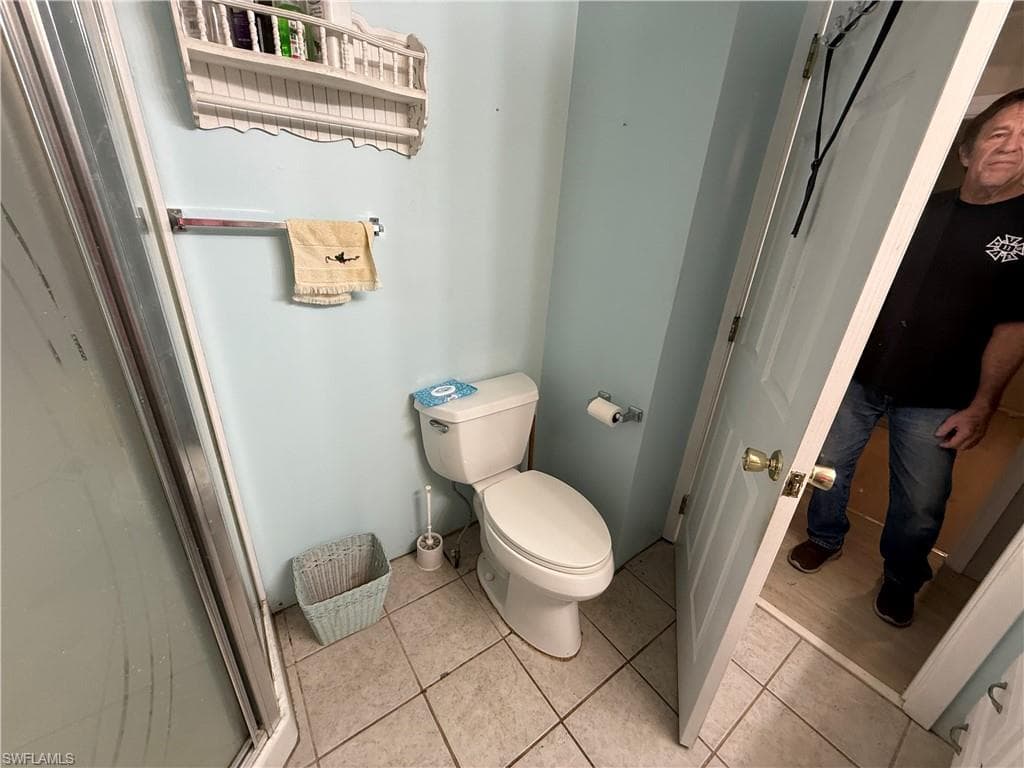 539 Poinsettia LN # 152, NAPLES FL 34114-7