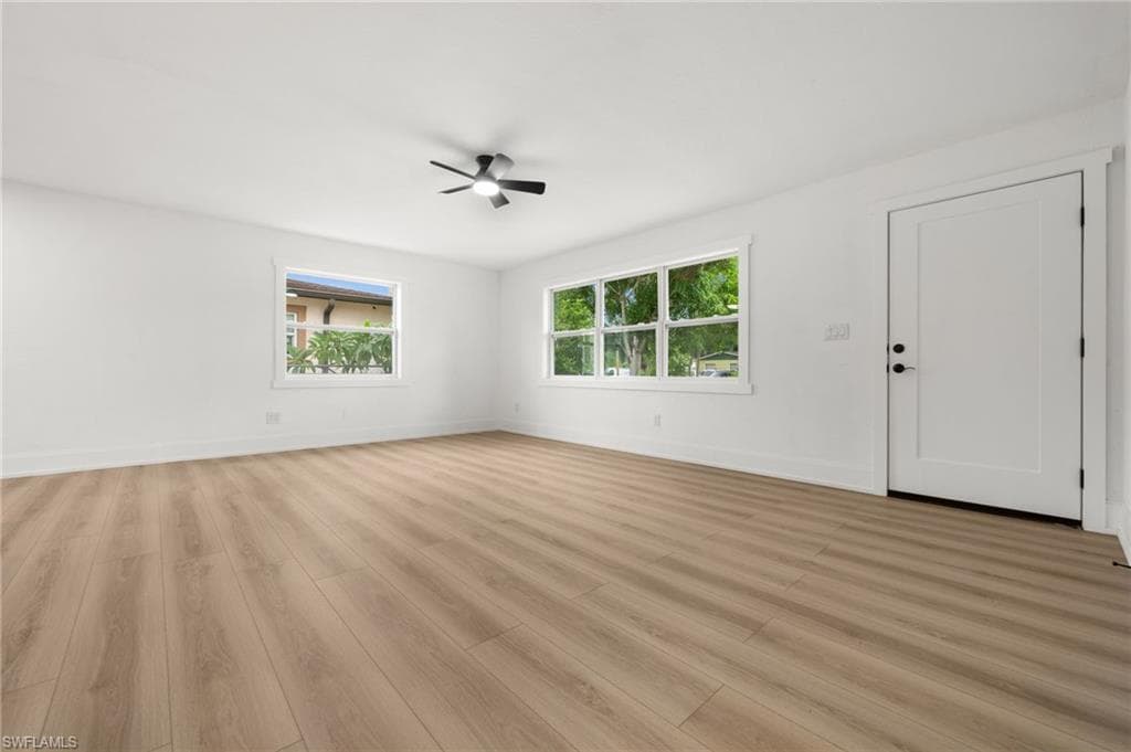 5329 Trammell ST, NAPLES FL 34113-8