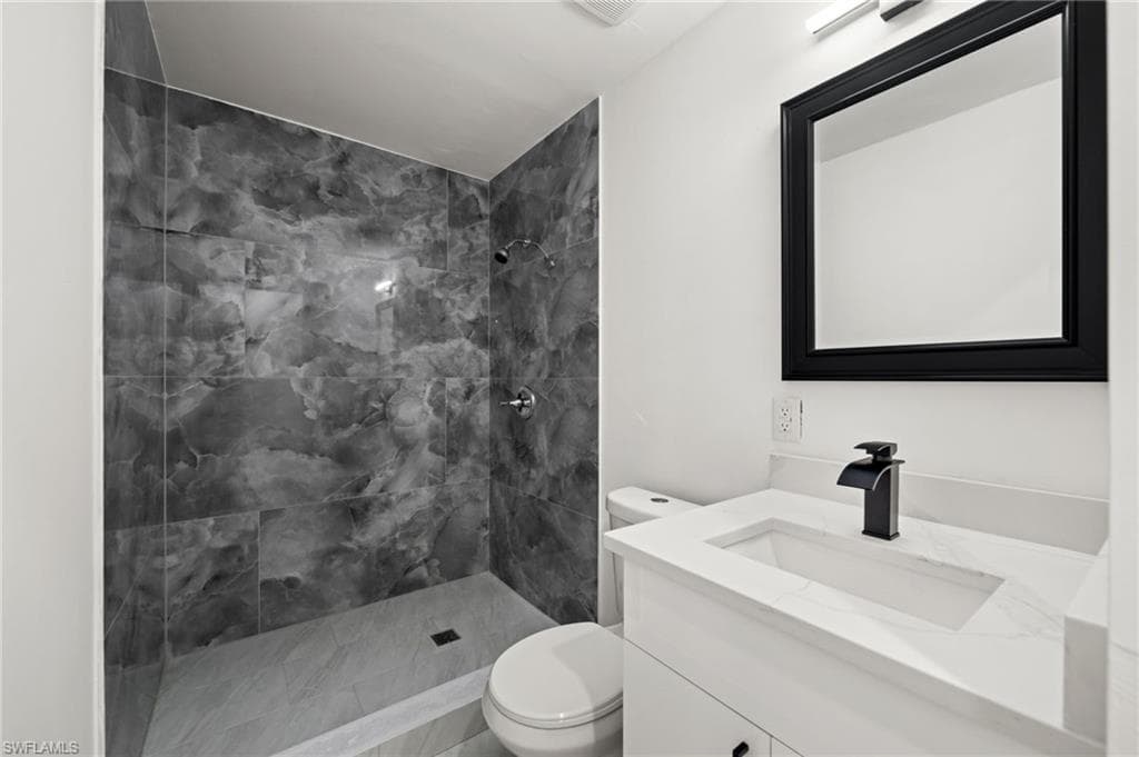 5329 Trammell ST, NAPLES FL 34113-33