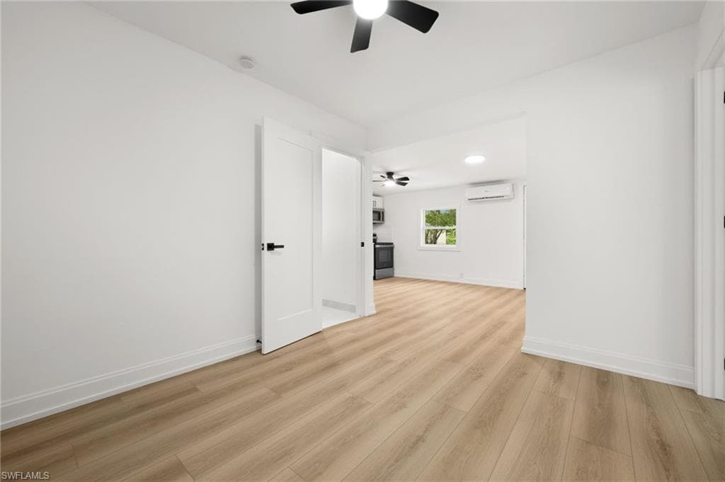 5329 Trammell ST, NAPLES FL 34113-32