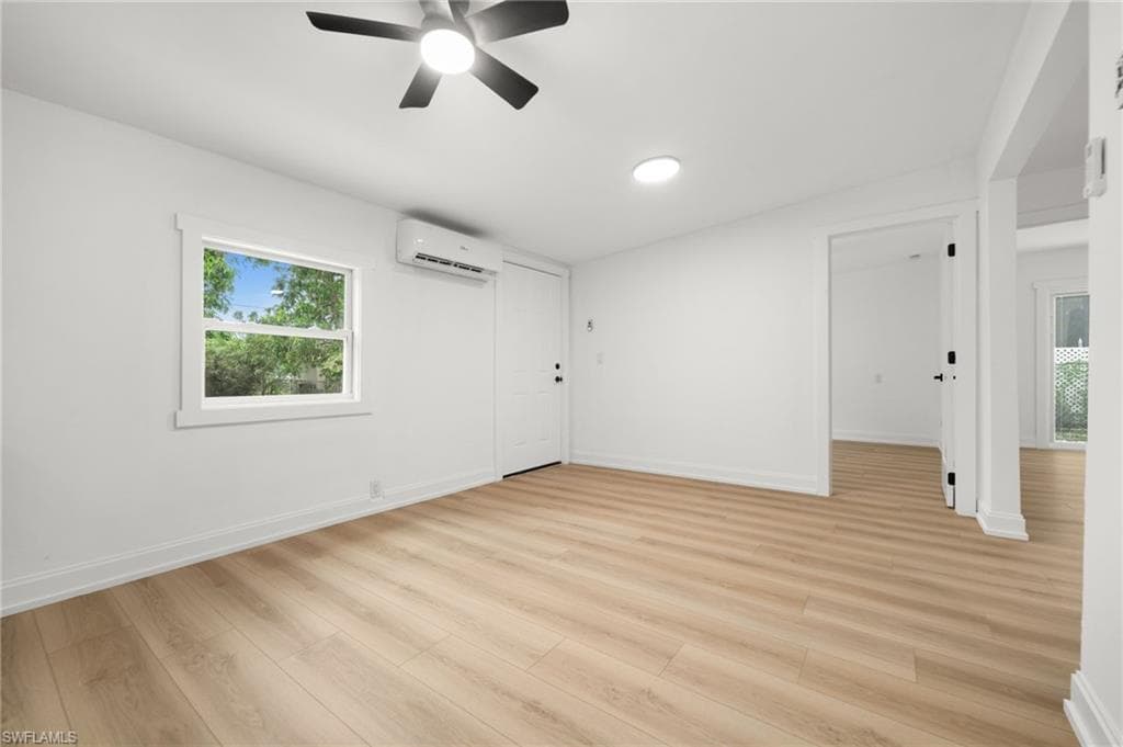 5329 Trammell ST, NAPLES FL 34113-28