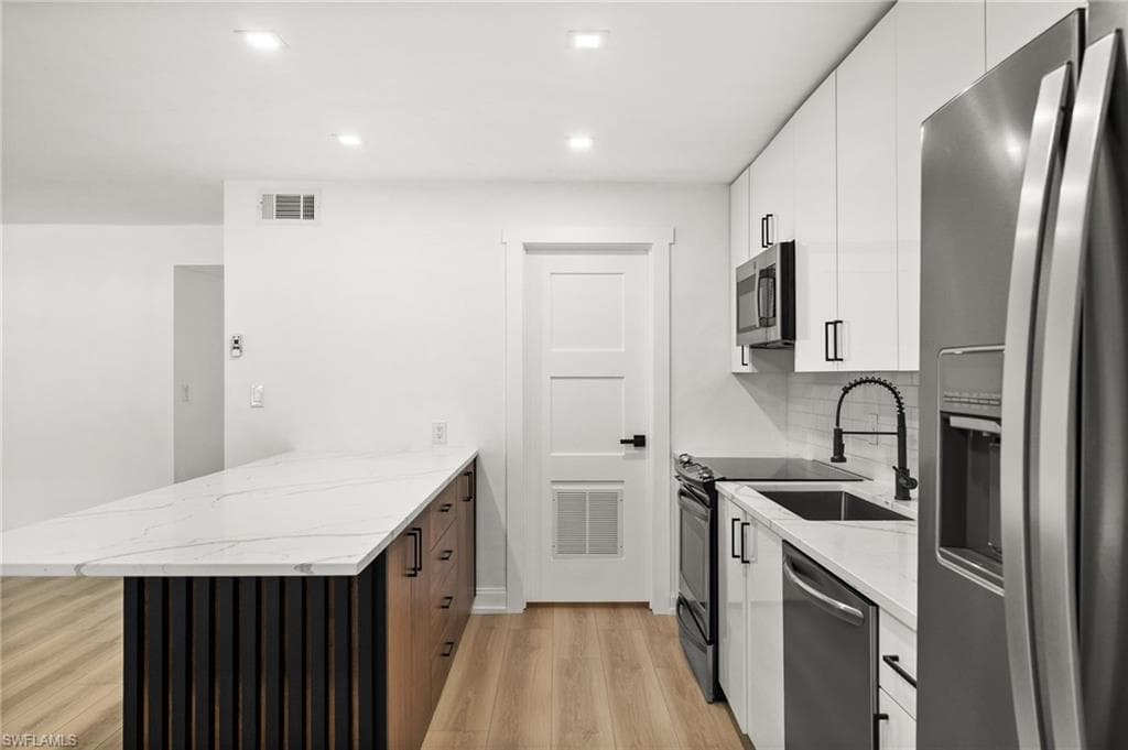 5329 Trammell ST, NAPLES FL 34113-3