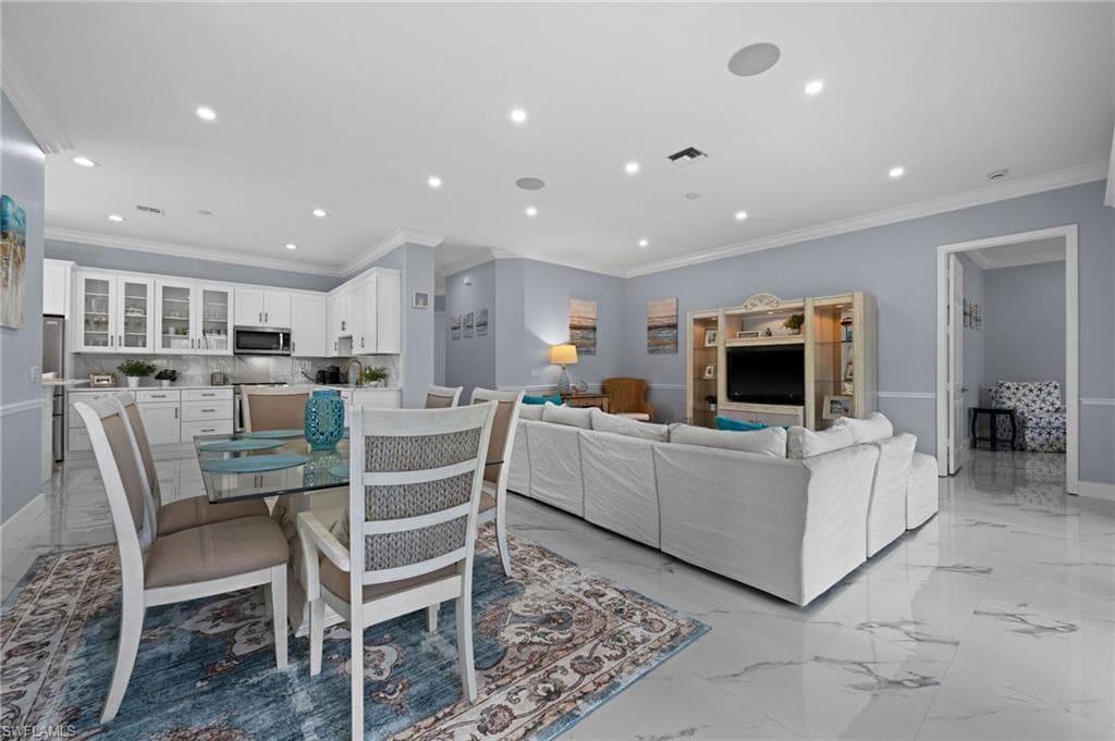 5010 Marina Cove DR # 4, NAPLES FL 34112-13