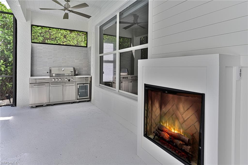 9226 Estero River CIR, ESTERO FL 33928-4