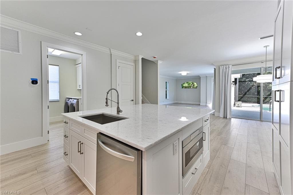 9226 Estero River CIR, ESTERO FL 33928-19