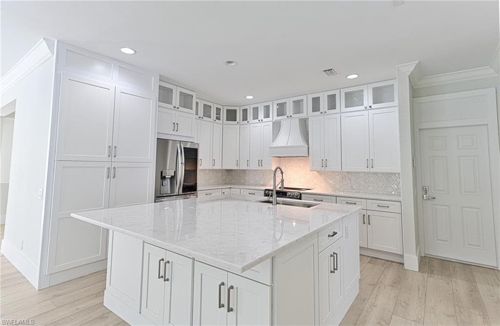 9226 Estero River CIR, ESTERO FL 33928-17