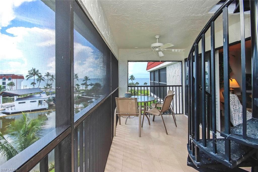 2445 W Gulf DR # B44, SANIBEL FL 33957-1