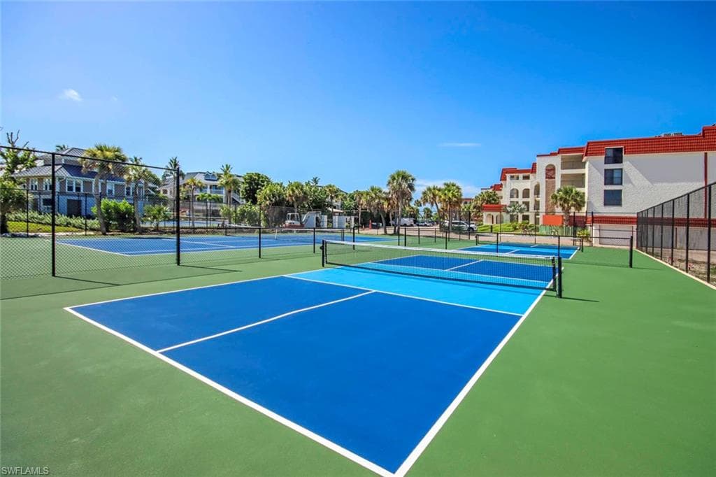 2445 W Gulf DR # B44, SANIBEL FL 33957-35