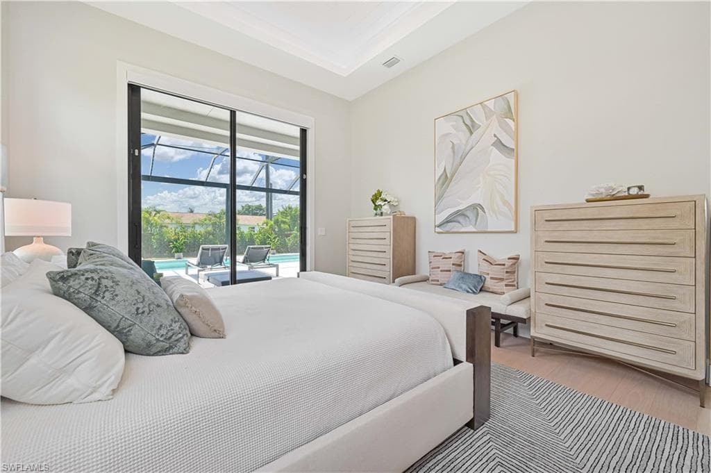 818 93rd AVE N, NAPLES FL 34108-23