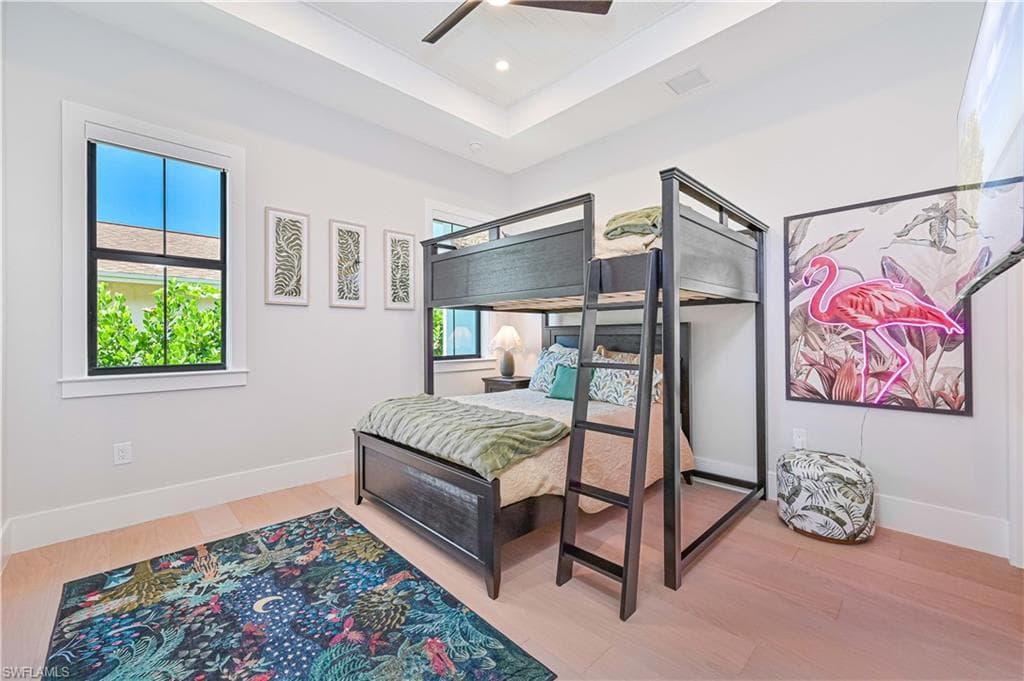 818 93rd AVE N, NAPLES FL 34108-29