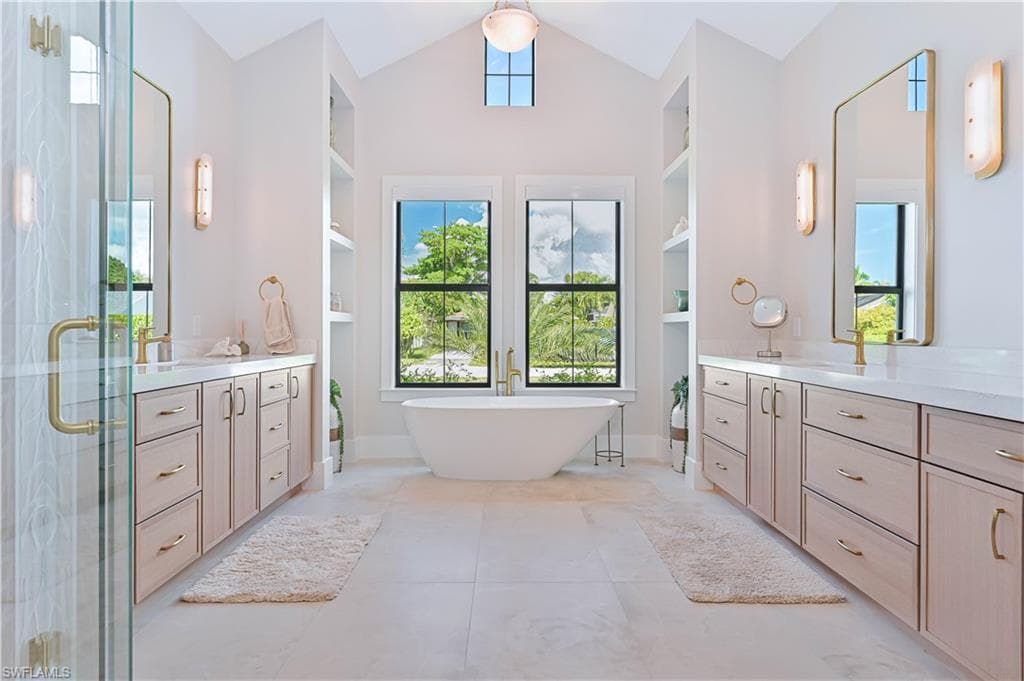 818 93rd AVE N, NAPLES FL 34108-24