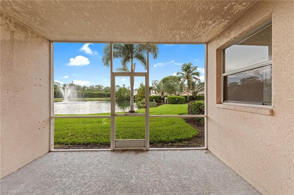 3250 Cypress Glen WAY # 406, NAPLES FL 34109-25