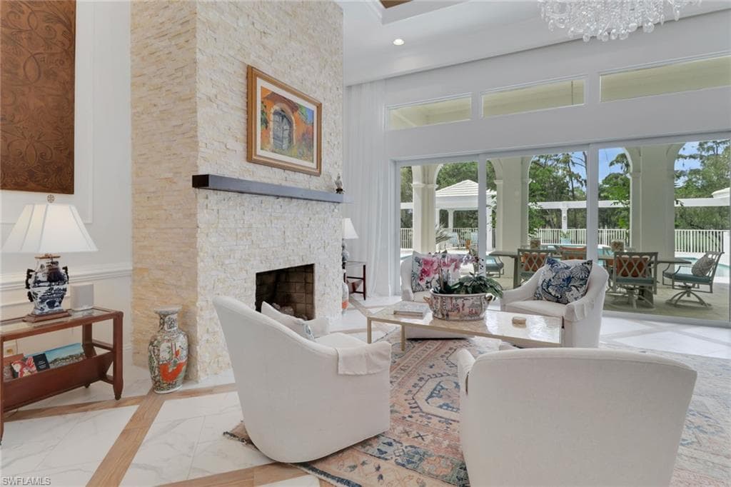 13101 Pond Apple DR E, NAPLES FL 34119-4