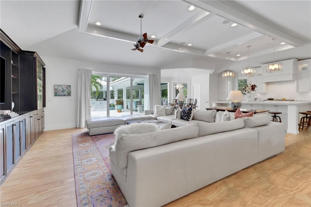 13101 Pond Apple DR E, NAPLES FL 34119-10