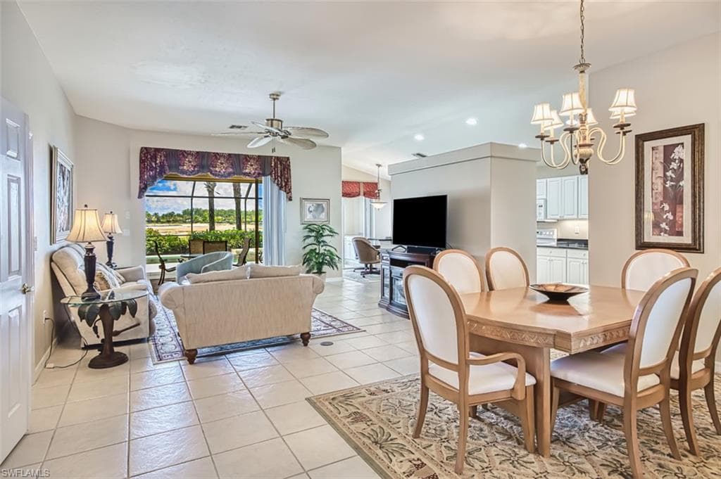 9211 Independence WAY, FORT MYERS FL 33913-6