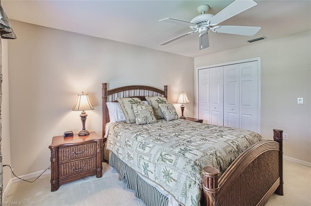 9211 Independence WAY, FORT MYERS FL 33913-32