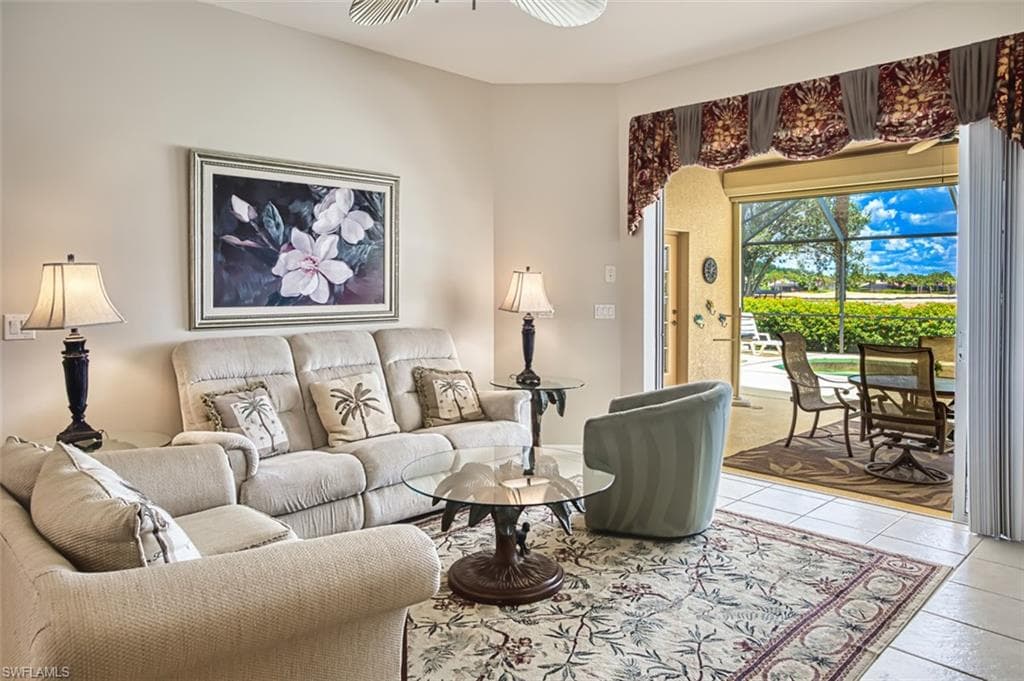 9211 Independence WAY, FORT MYERS FL 33913-7