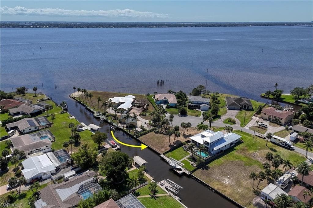 1806 MARINA CIR-4