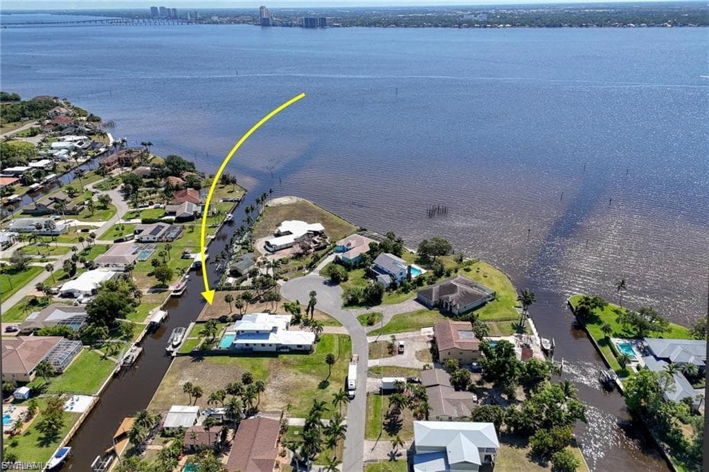 1806 MARINA CIR-3