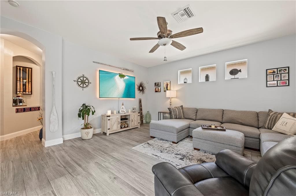 11490 Axis Deer LN, FORT MYERS FL 33966-9