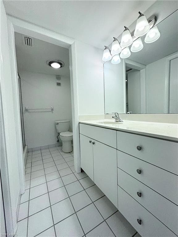 2264 Winkler AVE # 107, FORT MYERS FL 33901-11