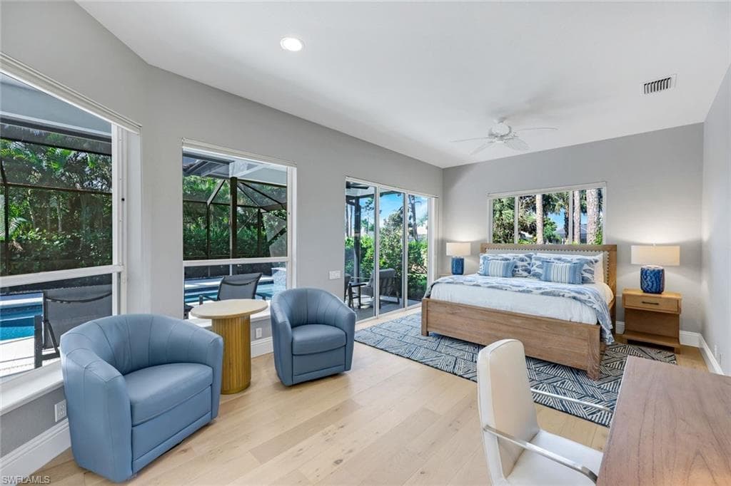 237 Charleston CT, NAPLES FL 34110-18