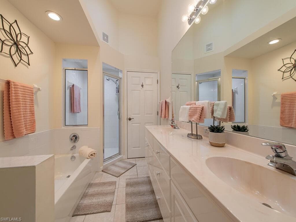 1670 Windy Pines DR # 2508, NAPLES FL 34112-7