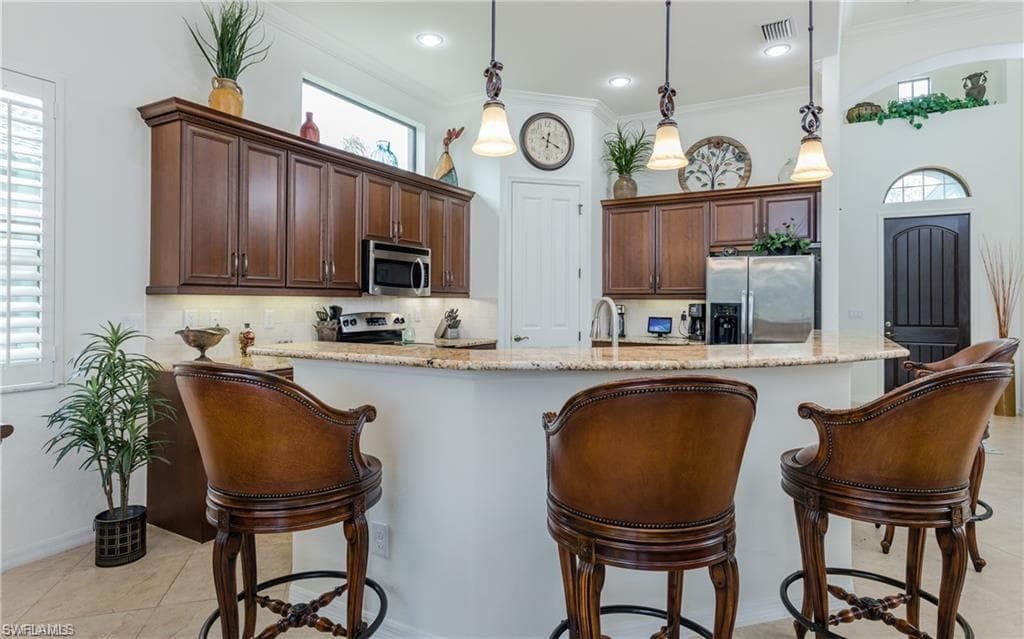 8309 Adelio LN, FORT MYERS FL 33912-5