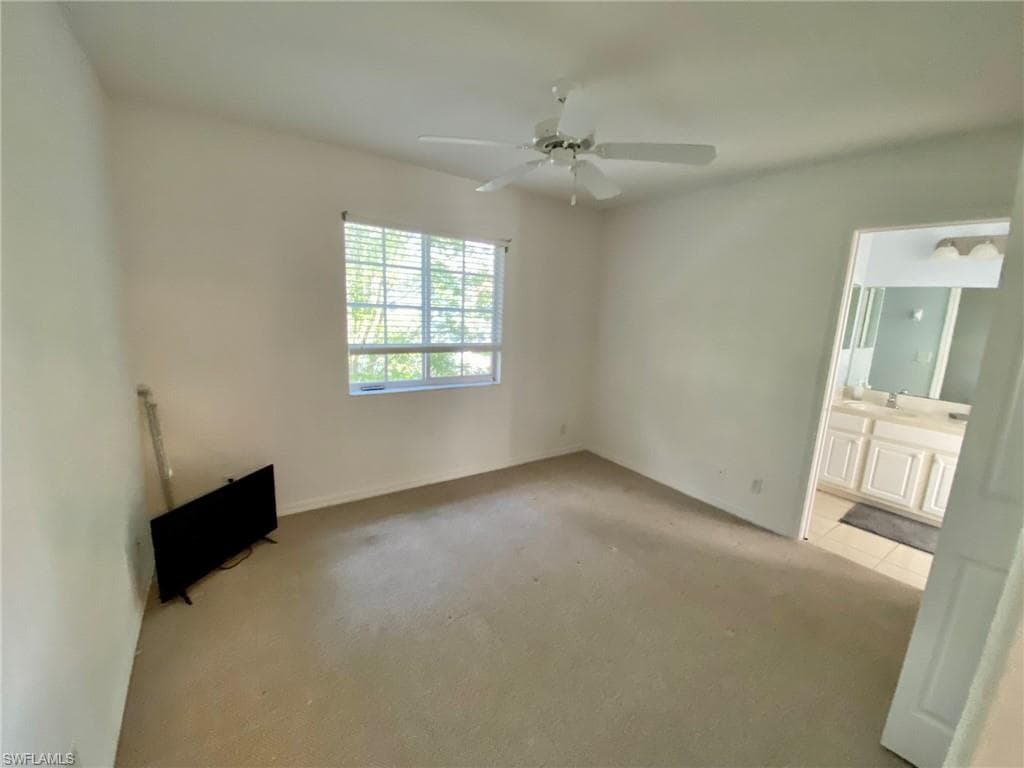 8151 Pacific Beach DR, FORT MYERS FL 33966-12