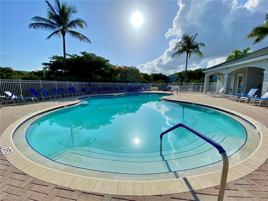 8151 Pacific Beach DR, FORT MYERS FL 33966-25