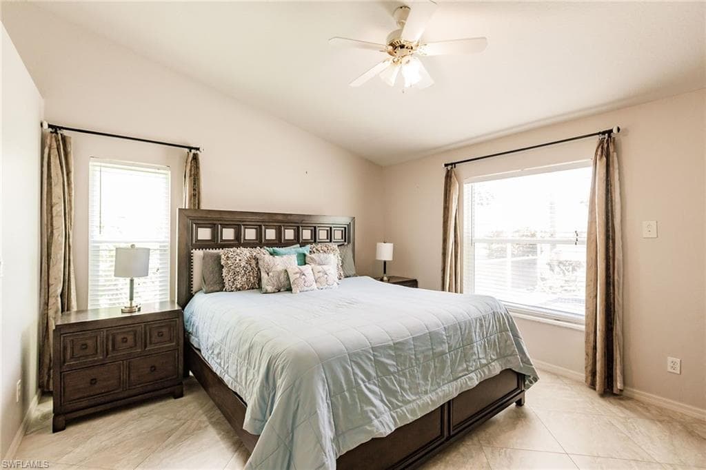 8440 Ibis Cove CIR # B260, NAPLES FL 34119-25