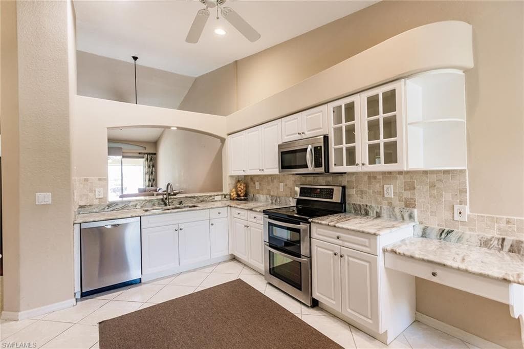 8440 Ibis Cove CIR # B260, NAPLES FL 34119-21