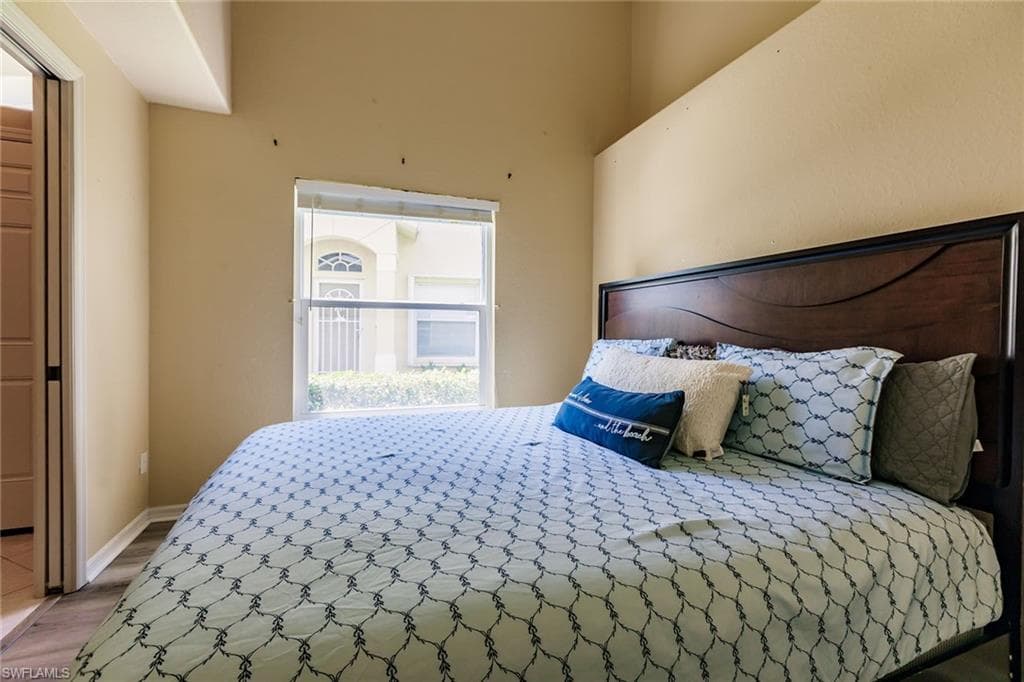 8440 Ibis Cove CIR # B260, NAPLES FL 34119-35