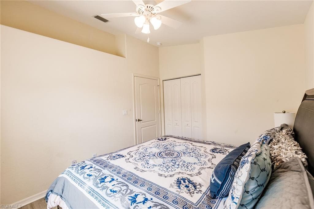 8440 Ibis Cove CIR # B260, NAPLES FL 34119-33