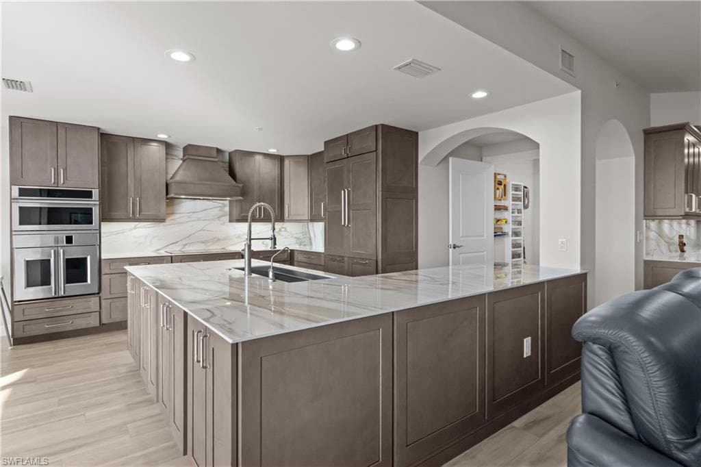 6061 Silver King BLVD # 705, CAPE CORAL FL 33914-11