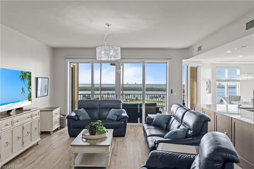 6061 Silver King BLVD # 705, CAPE CORAL FL 33914-7