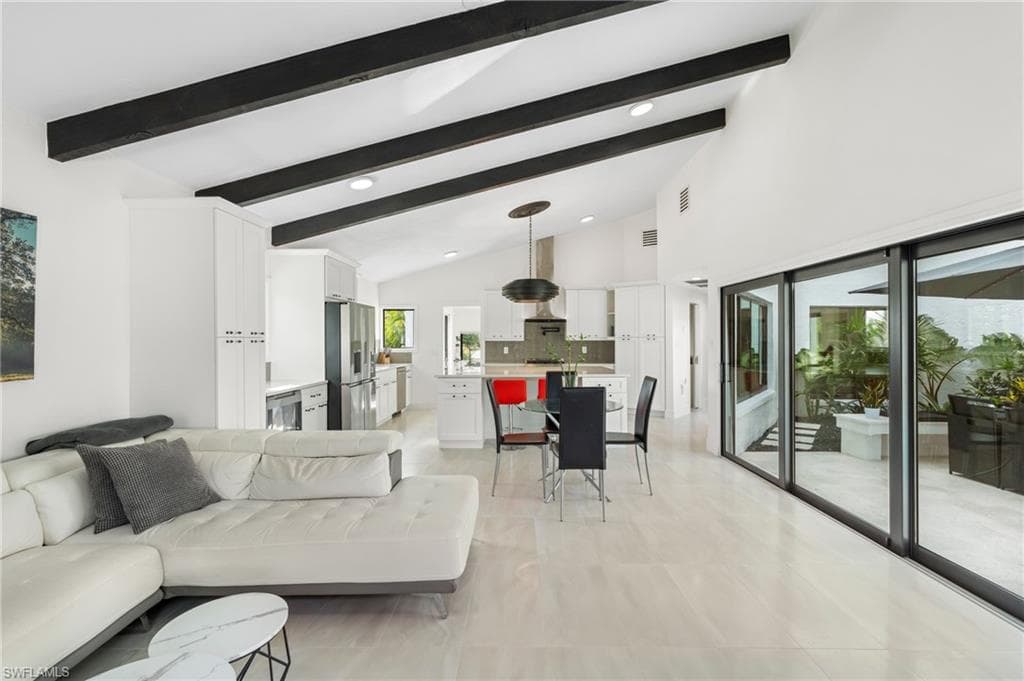 15600 Light Blue CIR, FORT MYERS FL 33908-22