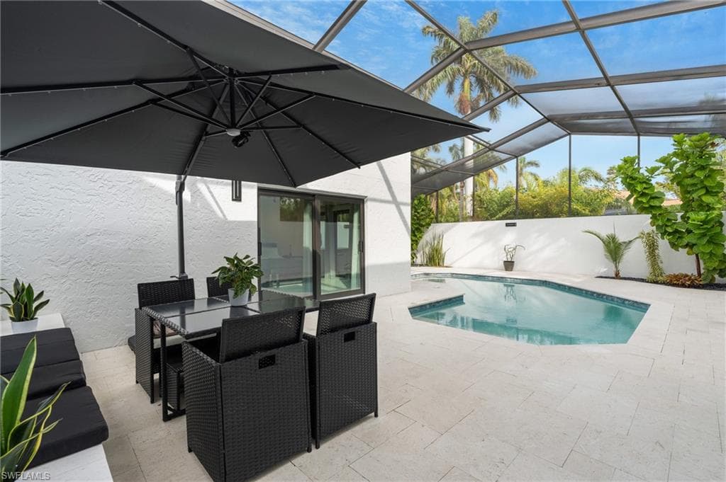 15600 Light Blue CIR, FORT MYERS FL 33908-42