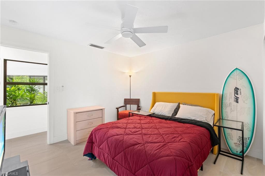 15600 Light Blue CIR, FORT MYERS FL 33908-35