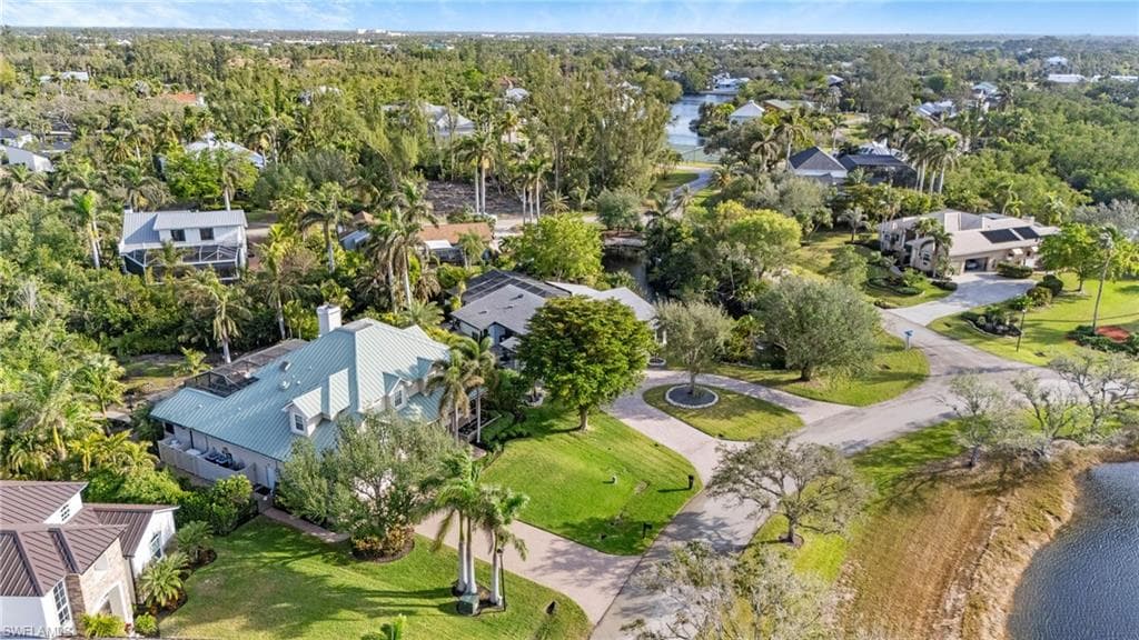 15600 Light Blue CIR, FORT MYERS FL 33908-9