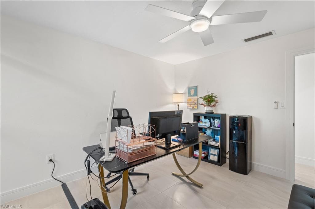 15600 Light Blue CIR, FORT MYERS FL 33908-18